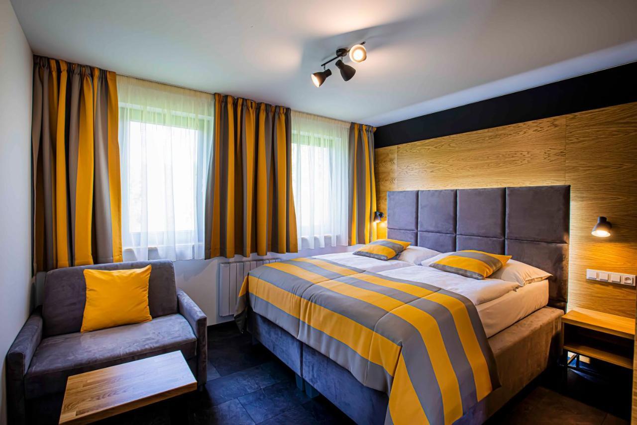 Holiday Village Tatralandia Liptovsky Mikulas Bagian luar foto