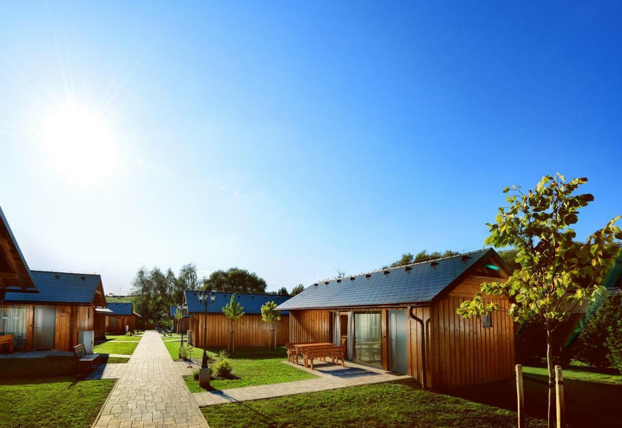 Holiday Village Tatralandia Liptovsky Mikulas Bagian luar foto